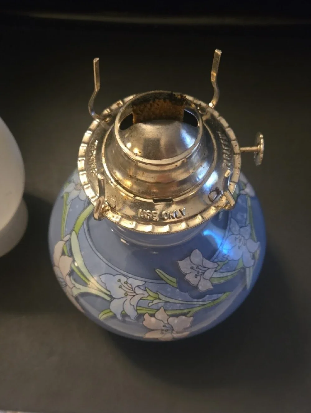 Kaadan Vintage  Blue Lily Floral Oil Lantern - Home Accents